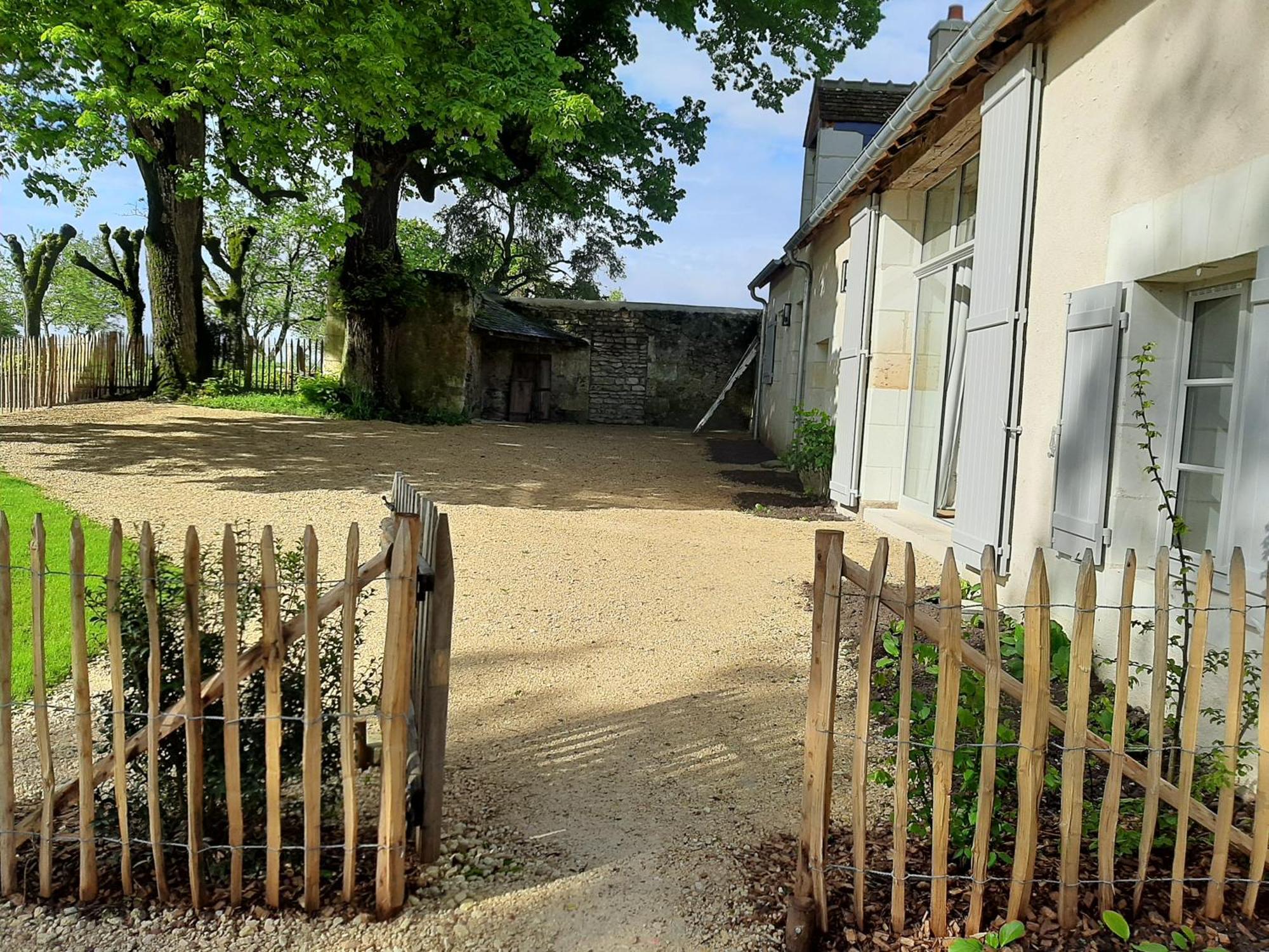 Le Puits Renaissance - Gites De Caractere Et Piscine Chauffee Chambourg-sur-Indre ภายนอก รูปภาพ