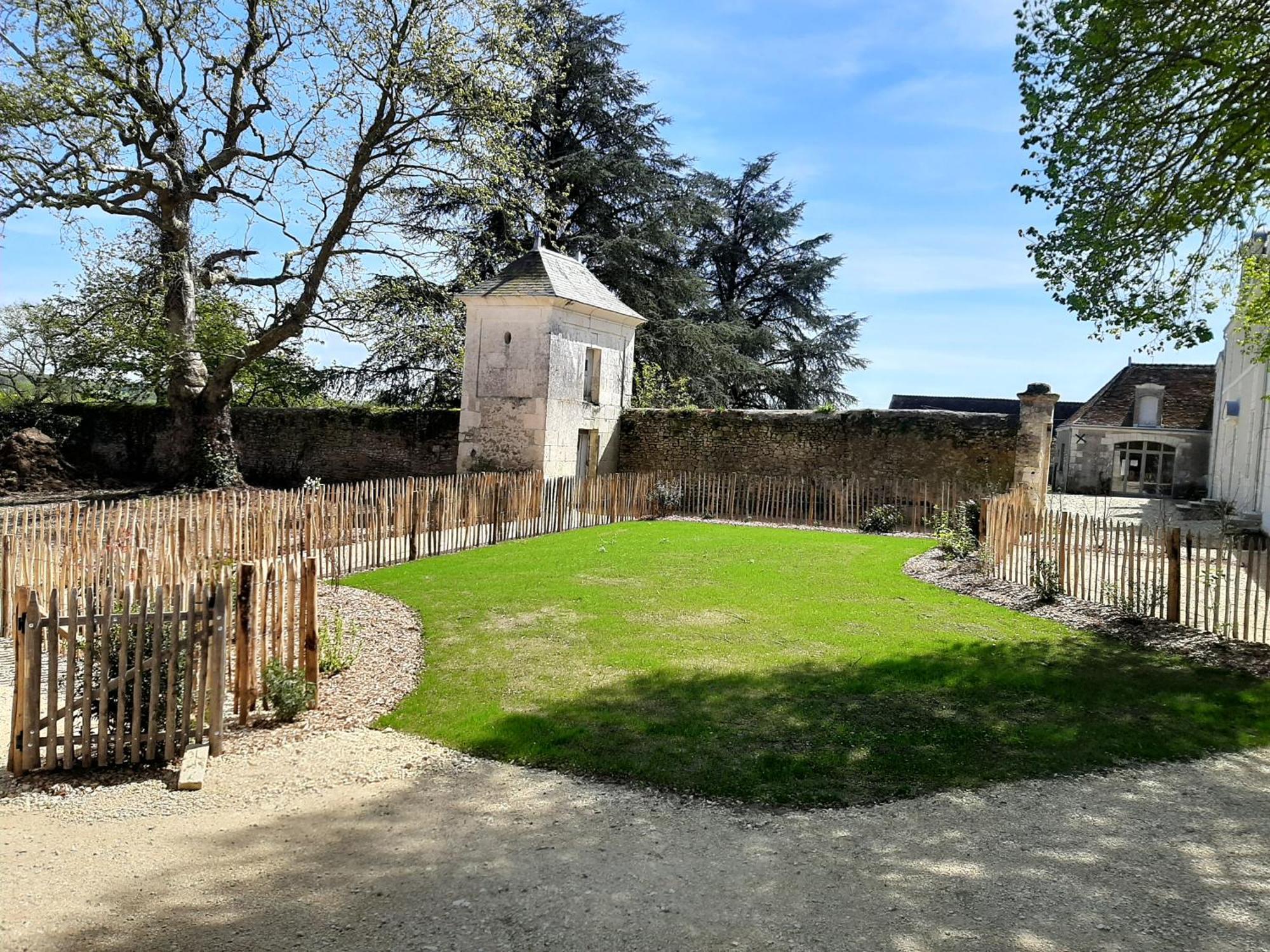 Le Puits Renaissance - Gites De Caractere Et Piscine Chauffee Chambourg-sur-Indre ภายนอก รูปภาพ